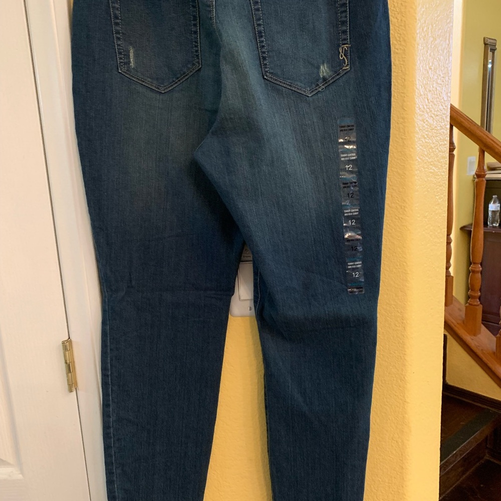 Jeans - Picture 3 of 3